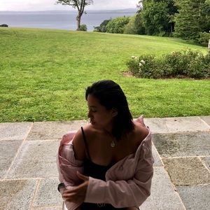 Meet your Posher, Sofia